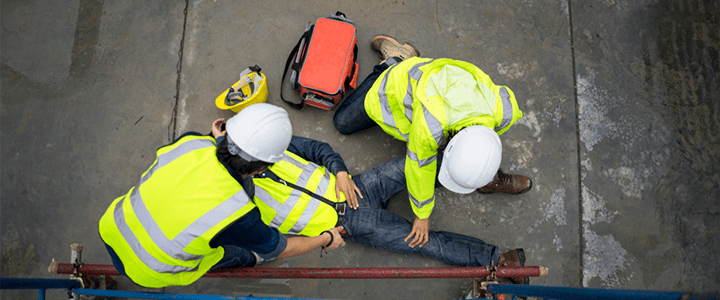 First Aid in the Workplace - Fall from Height First Aid in the Workplace - Fall from Height
