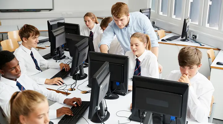 School IT class